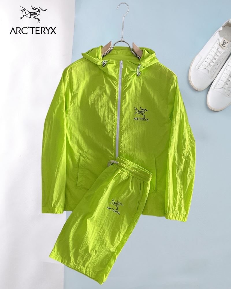 Arcteryx Sunscreen Jacket